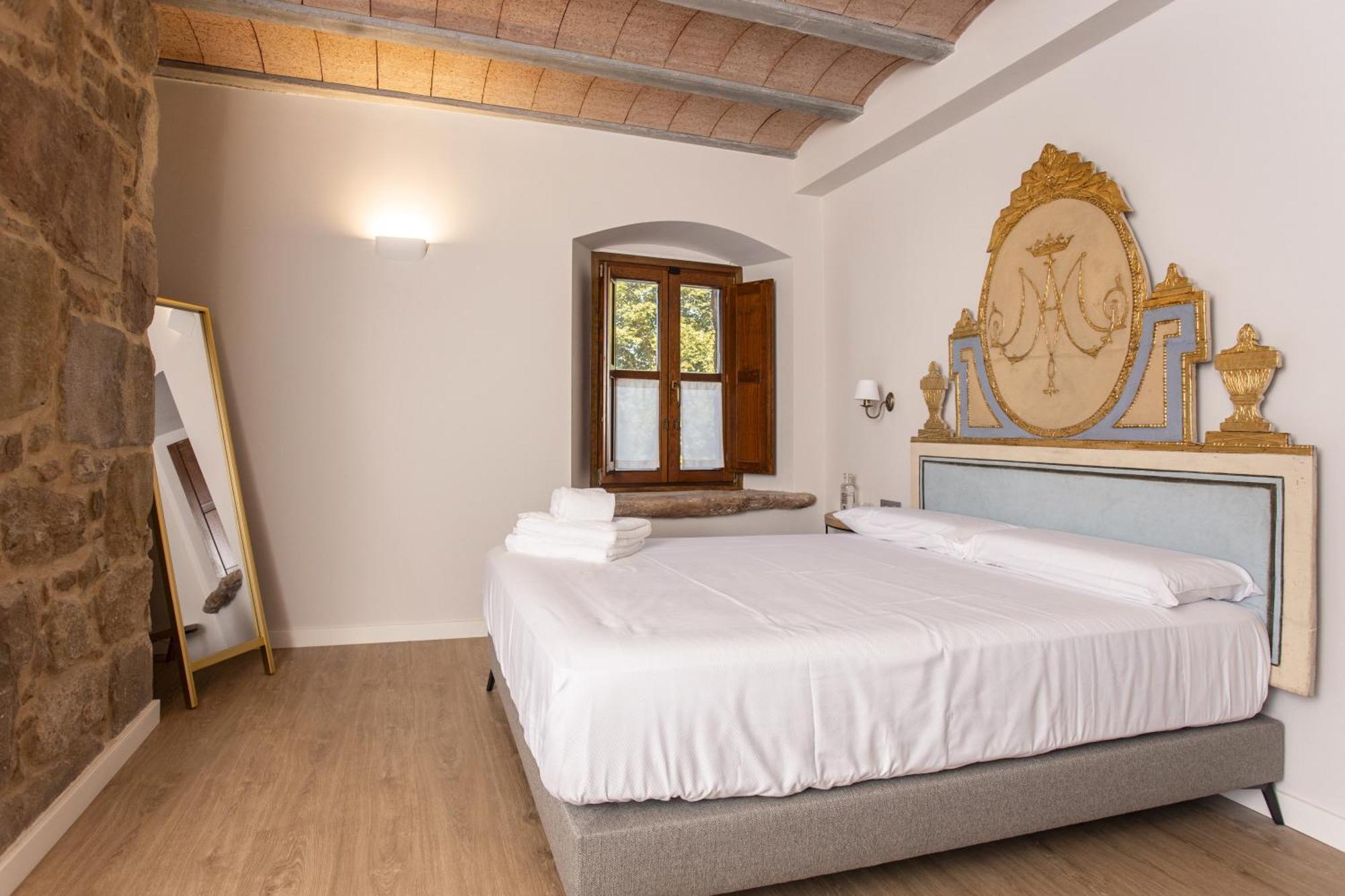 Abbatissa Hotel Restaurant Сан-Жоан-де-лес-Абадессес Экстерьер фото